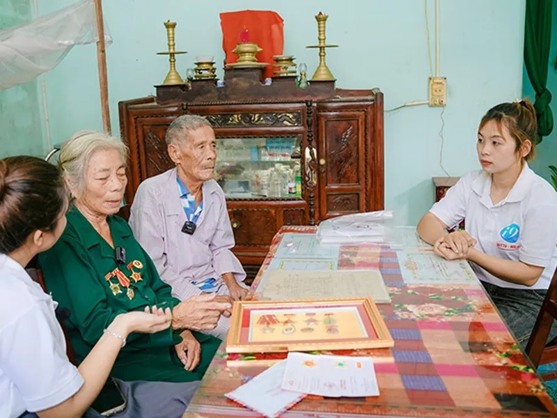 Ông Triệu và gia đình tận hưởng cuộc sống mới sau chiến thắng